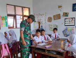 Personil Koramil 1602 Sindang Indramayu Lakukan Implementasi Mengajar Matematika Dasar Metode Gasing