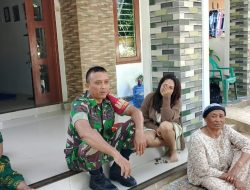 Himbau Masyarakat Jaga Kondusifitas, Babinsa Koramil 1603 Lohbener Indramayu Melaksanakan Kegiatan Komsos