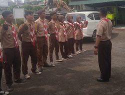 Personil Koramil 1611 Losarang Indramayu Lakukan Pendampingan Siswa Kwarran Kecamatan Losarang Dari Kodim 0616 Indramayu 