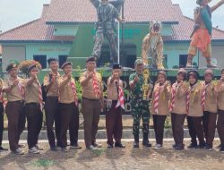 Personil Koramil 1611 Losarang Indramayu Lakukan Pendampingan Siswa Kwarran Kecamatan Losarang Dari Kodim 0616 Indramayu 