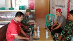 Babinsa Koramil 1602 Sindang Indramayu Lakukan Komunikasi Sosial Bersama Aparatur Desa Panyindangan Kulon