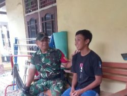 Babinsa Koramil 1608 Karangampel Indramayu Lakukan Anjangsana Bersama Warga Desa Binaan Bahas Tentang Pengawasan Orang Tua Terhadap Anak