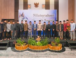 Silaturahmi dengan Niniak Mamak Kurai Limo Jorong, Wamen Ossy Tegaskan Negara Hadir Lindungi Tanah Ulayat dan Buka Peluang Ekonomi Masyarakat Adat