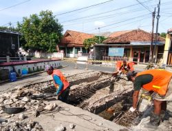 Pemkab Indramayu Perkuat Infrastruktur Dengan Pemeliharaan Jembatan Untuk Lancarkan Mobilitas Masyarakat