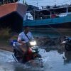 Banjir Rob Genangi Kawasan Pelabuhan Karangsong Indramayu,Berikut Ulasannya