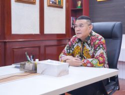 Buka Sosialisasi Kehumasan, Wamen Ossy Berpesan agar Strakom Bersifat Informatif, Edukatif, Partisipatif, dan Transformasional