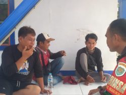 Babinsa Koramil 1608 Karangampel Indramayu Komsos Bersama Masyarakat Dan Pemuda Desa Kedokanbunder 