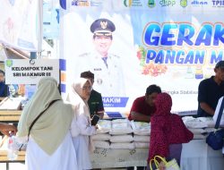Bupati Indramayu Pastikan Akses Pangan Murah, Warga Padati GPM di Desa Brondong
