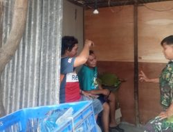 Babinsa Koramil 1602 Sindang Indramayu Melakukan Komsos Dengan Masyarakat Desa Karanganyar Bahas Kondusifitas Lingkungan 