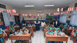 PWP RU VI Balongan Bersama KWP Kembali Hadir Berbagi Makan Siang Bergizi Kepada Siswa UPTD SDN 1 Karanganyar