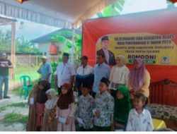 Silaturahmi dan Kegiatan Reses Masa Persidangan ll 2025, Romdoni Anggota DPRD Indramayu Santuni Puluhan Anak Yatim di Desa Kalimati