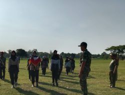Persiapan Upacara HUT RI KE-80, Koramil 1603 Lohbener Indramayu Melatih Calon Paskibra SMAN 1 Lohbener