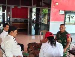 Babinsa Koramil 1603 Lohbener Indramayu Melakukan Kegiatan Komsos Bersama Masyarakat Desa Linggajati