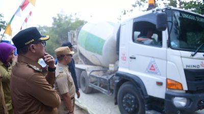 Lucky Hakim dan Syaefudin Tunaikan Janji, Jalan Penghubung Jatimulya–Cikedung Akhirnya Diperbaiki
