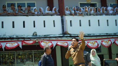 Lucky Hakim Keliling Sekolah, Cegah Pelajar Indramayu Terhasut Demo 