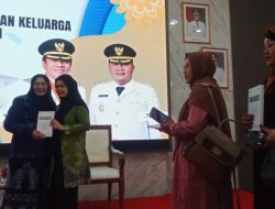 Seminar Ketahanan Keluarga,Strategi Ketahanan Keluarga,Menghadapi Perubahan Zaman di Hadiri Ibu PKK Kabupaten Karawang