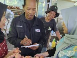 Sampah dan Minyak Jelantah Barter Telur, Inovasi Program TJSL Kilang Balongan Ajak Masyarakat Jadi Pahlawan Lingkungan