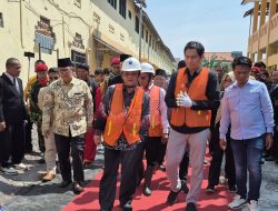 Kunjungi Indramayu, Mendikdasmen Lakukan Revitalisasi Sekolah Momentum Tingkatkan Mutu Pendidikan
