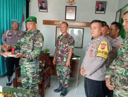 Koramil 1608 Karangmpel Sambut Baik Kunjungan Kapolsek, Pemberian Ucapan DIRGAHAYU TNI Ke-80 tahun 2025