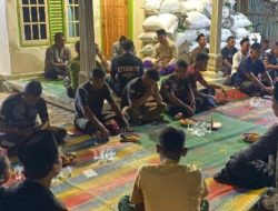 Anggota Satgas TMMD ke-126 Gelar Yasinan Bersama Warga di Desa Longok