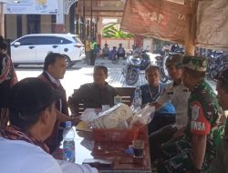 Tingkatkan Kondusifitas Lingkungan, Babinsa Koramil 1611 Losarang Komsos Bersama Masyarakat Desa Losarang 