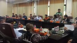 Bertempat di Gedung DPRD Karawang,Audensi PT Nippon Indonesia di Kawasan Cikampek