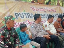Koramil 1611 Losarang Melaksanakan Pengamanan Adat Desa Sedekah Bumi Buyut “Tuan Segara” Desa Santing
