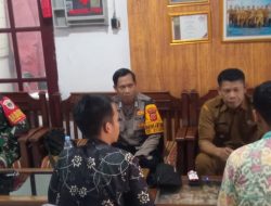 Bersama Rakyat TNI Kuat, Babinsa Koramil 1601 Indramayu Laksanakan Kegiatan Komsos Bersama Masyarakat DesaTegalurung 