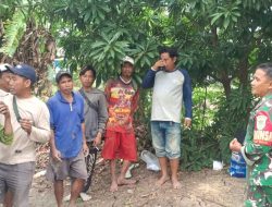 Komsos Babinsa Koramil 1611/Losarang Bersama Masyarakat Desa Muntur 