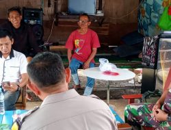 Komsos Anggota Koramil 1601/Indramayu di Wilayah Desa Binaan Desa Balongan