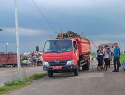 Kepala LH Karangampel Bapak Sugiharto “Kang Ato”Gercep dan Elegan,Aksi Bersih-bersih Lintas Instansi di Karangampel Jadi Contoh Nyata Kepedulian Lingkungan