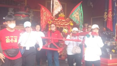 Kelenteng Bio Kwan Tee Koen Karawang Gelar Kirab Budaya Cap Go Meh 2557 Secara Sederhana, Hormati Bulan Suci Ramadhan