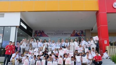 Pertamina Balongan Gelar Program SEBARAN 5.0, 50 Anak Yatim dan Dhuafa Diajak Belanja Baju Lebaran