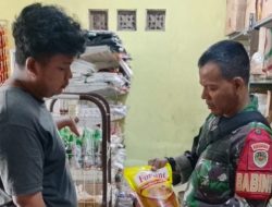 Babinsa Koramil 1603/Lohbener Pantau Harga Sembako di Desa Lohbener