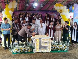 Kapolsek Aertembaga Dampingi Wakil Wali Kota Bitung Hadiri Syukuran HUT ke-19 GMIM Lembah Kanaan Winenet