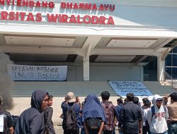 Aksi Besar MPM Unwir: Mahasiswa Kecewa Rektor Baru dan Mantan Rektor Mangkir dari Audiensi