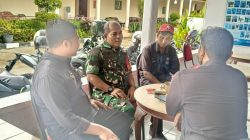 Mempererat Silaturrahmi, Anggota Koramil 1601/Indramayu Laksanakan Komsos Bersama Warga Binaan 