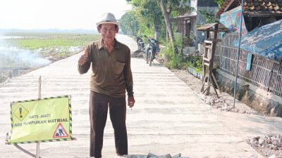 Warga Pondoh Apresiasi CV ANA LIA, Jalan Juntinyuat–Pondoh Kini Dicor Beton Sesuai Harapan Masyarakat