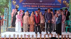 Tebar Tuai Ilmu, Menjemput Masa Depan: Pelepasan Siswa Kelas VI dan Kenaikan Kelas UPTD SDN 2 Mekargading Berlangsung Khidmat