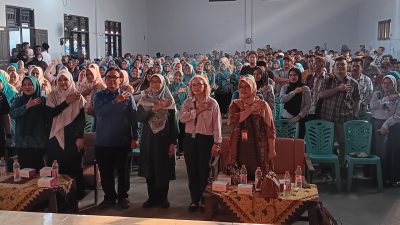 Sosialisasi GERMAS di Juntinyuat, Dr. Hj. Netty Prasetiyani.M.Si.,Anggota Komisi IX DPR RI,Ajak Masyarakat Lengkapi Imunisasi Demi Generasi Sehat