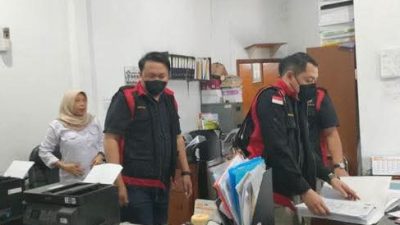 Kejati Jabar Geledah Kantor DPRD Indramayu, Sejumlah Dokumen Penting Diamankan