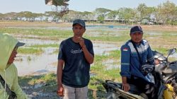 Sertu A.Zaeni Babinsa Koramil 1601/Indramayu Pererat Silaturahmi Melalui Komsos Bersama Warga Desa Tegalsembadra