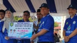 Bupati Lucky Hakim Gelontorkan Hibah Rp13 Miliar untuk 3.611 Guru Madrasah Diniyah di Indramayu