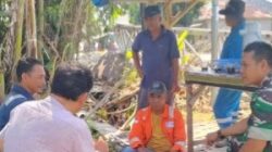 Anggota Koramil 1601/Indramayu Pererat Silaturahmi Melalui Komsos Bersama Masyarakat Desa Sukaurip