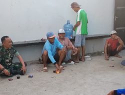 Komsos Babinsa Koramil 1605/Sukagumiwang Pererat Silaturahmi dengan Warga Desa Tenajar Kidul