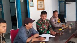 Komsos Babinsa Koramil 1605/Sukagumiwang Pererat Sinergi dengan Pamong dan Warga Desa Gedangan