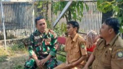 Babinsa Koramil 1605/Sukagumiwang Perkuat Sinergi Melalui Komsos Bersama Pamong Desa Sukawera