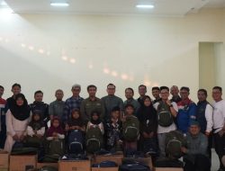 Kepedulian Pekerja Kilang Balongan Nyata, Bazma Salurkan 100 Paket Tas dan Alat Tulis untuk Anak-anak Salamdarma
