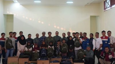 Kepedulian Pekerja Kilang Balongan Nyata, Bazma Salurkan 100 Paket Tas dan Alat Tulis untuk Anak-anak Salamdarma