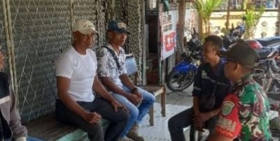 Babinsa Koramil 1608/Karangampel Perkuat Sinergi dengan Tokoh Masyarakat dan Warga Demi Menjaga Kondusivitas Wilayah